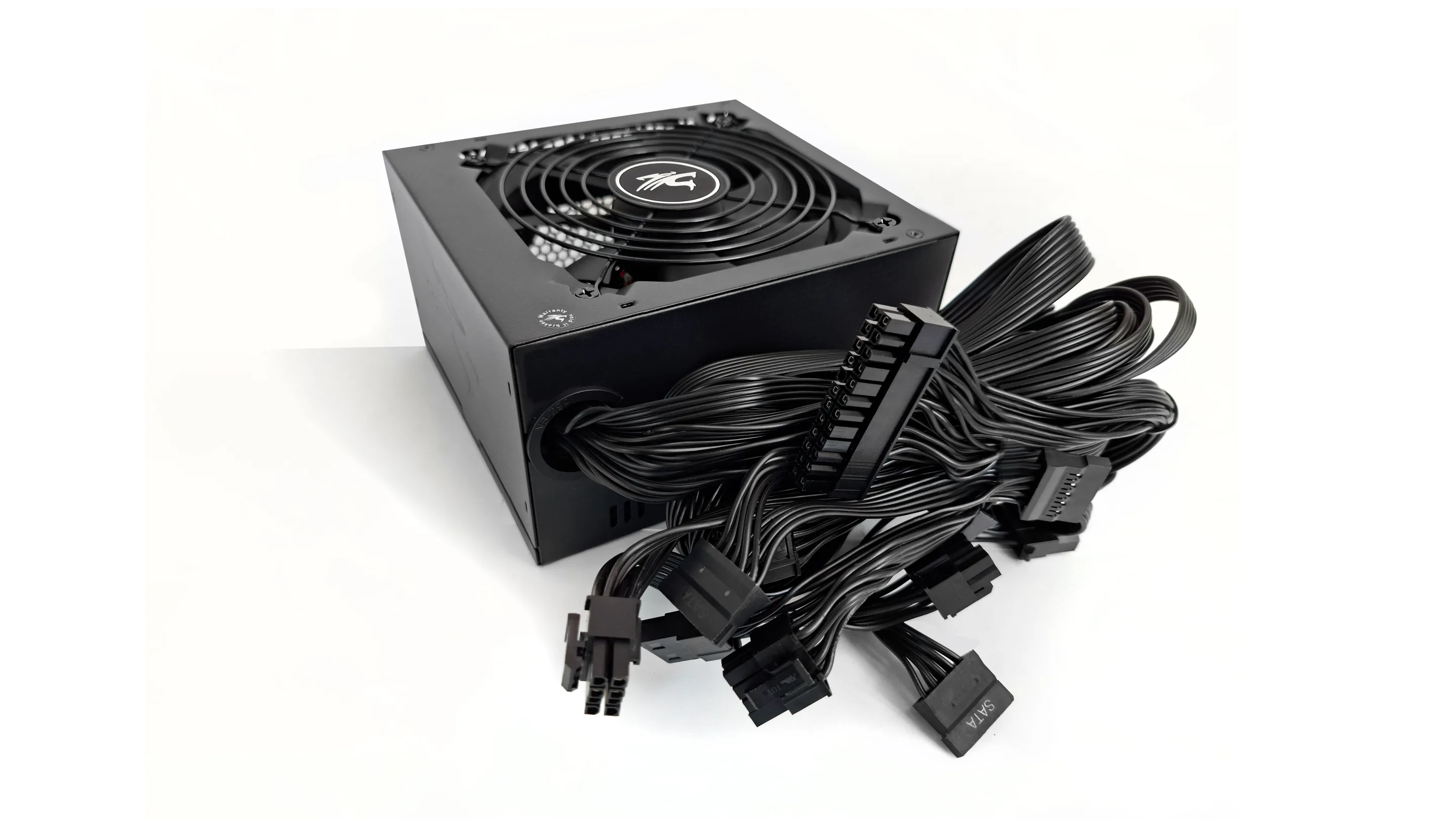 Fuente Certificada Sentey 600W 80 Plus Bronze EPP600-GT