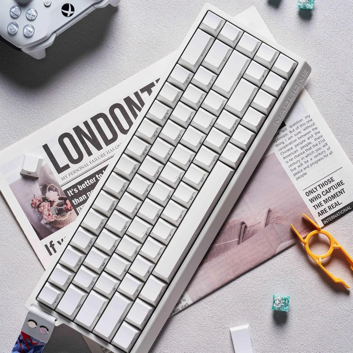 Perifericos Teclado USB FGG Madlions MAD68 HE RGB White Switch Per Shaft Pro Gamer Magnetico