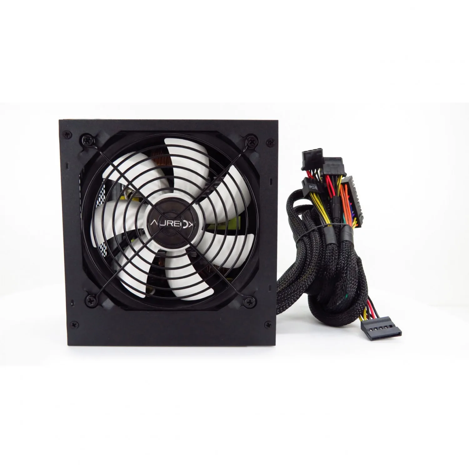 Fuente Gamer Aureox 550w 80+ Bronze