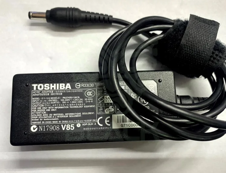 CARGADOR TOSHIBA 19V - 1.58A