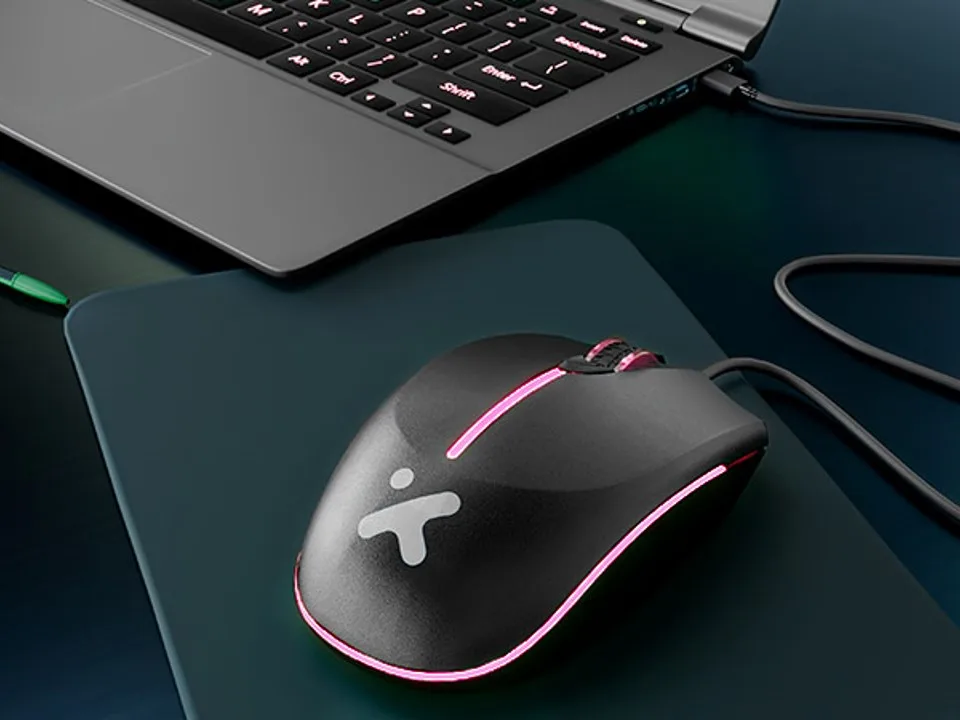 Mouse C/Cable Xtech 2400 Dpi , 4 Botones , Led