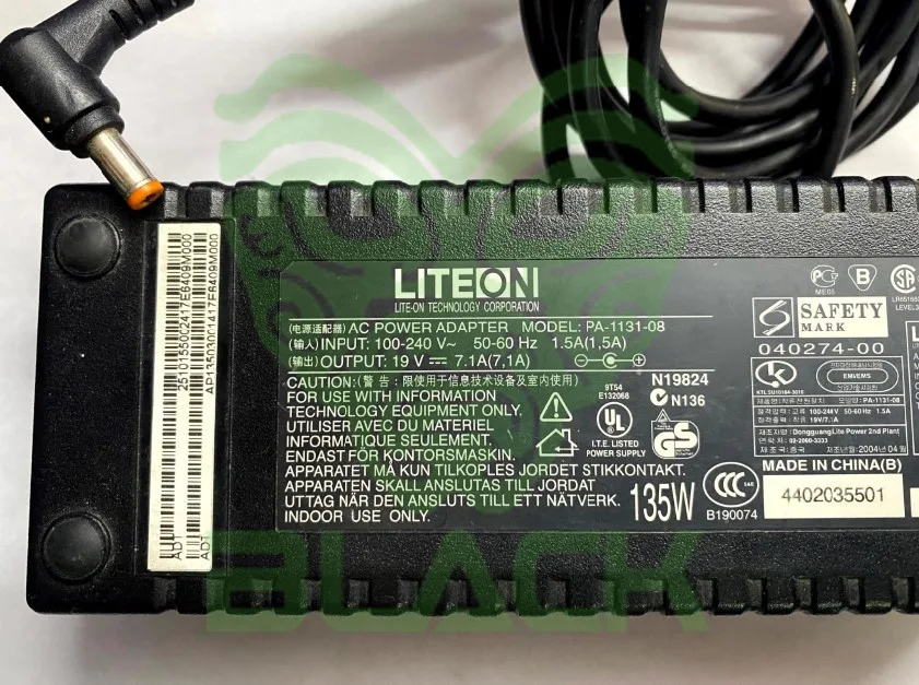 Cargador Lite ON 19V - 7.1A