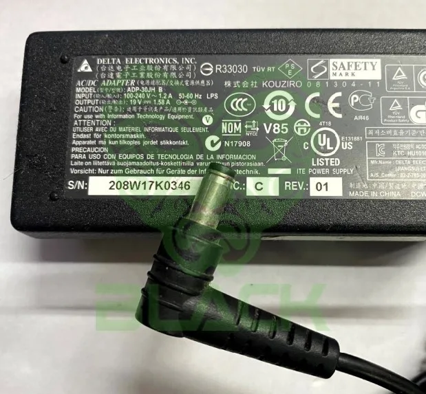 Cargador Delta 19V - 1.58A
