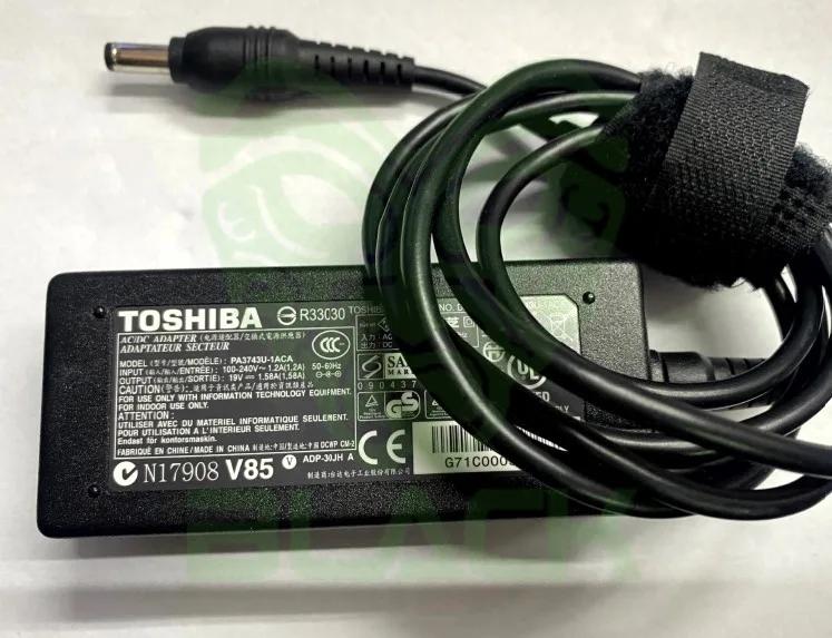 CARGADOR TOSHIBA 19V - 1.58A