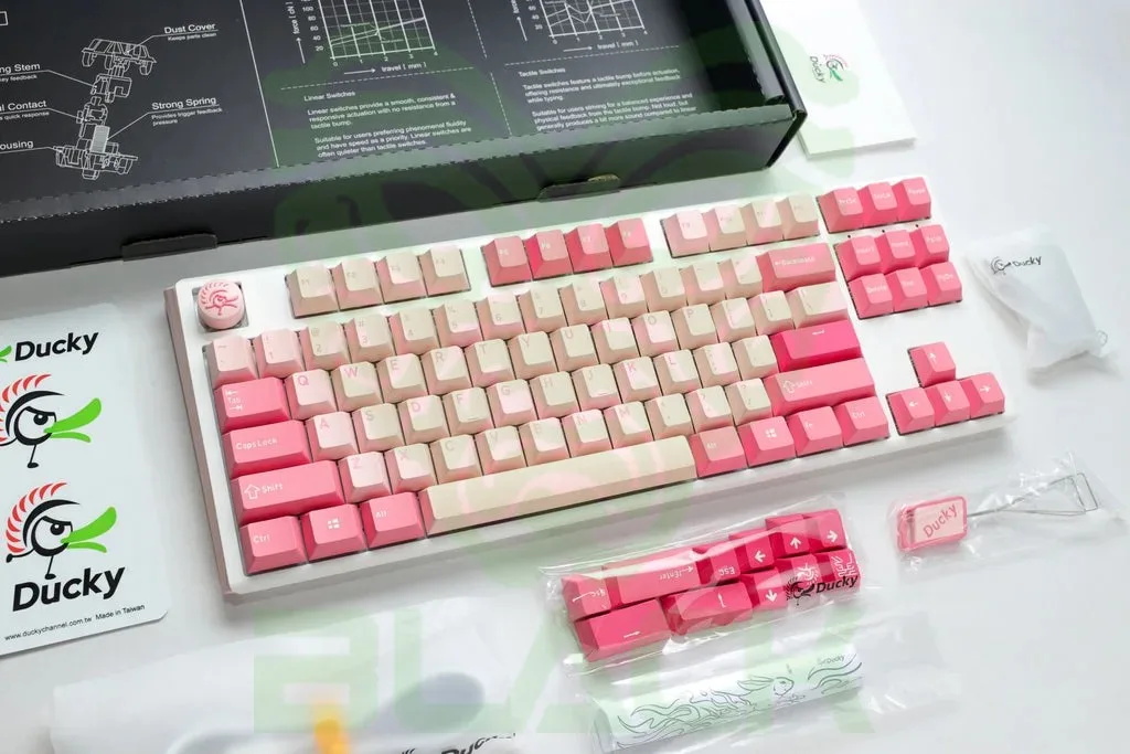 TECLADO MECANICO DUCKY ONE 3 DUCKY ONE 3 GOSSAMER PINK TKL HOTSWAP DOUBLE SHOT PBT