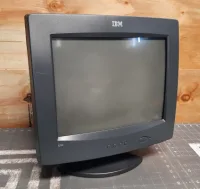 IBM E50 - Monitor CRT - 15