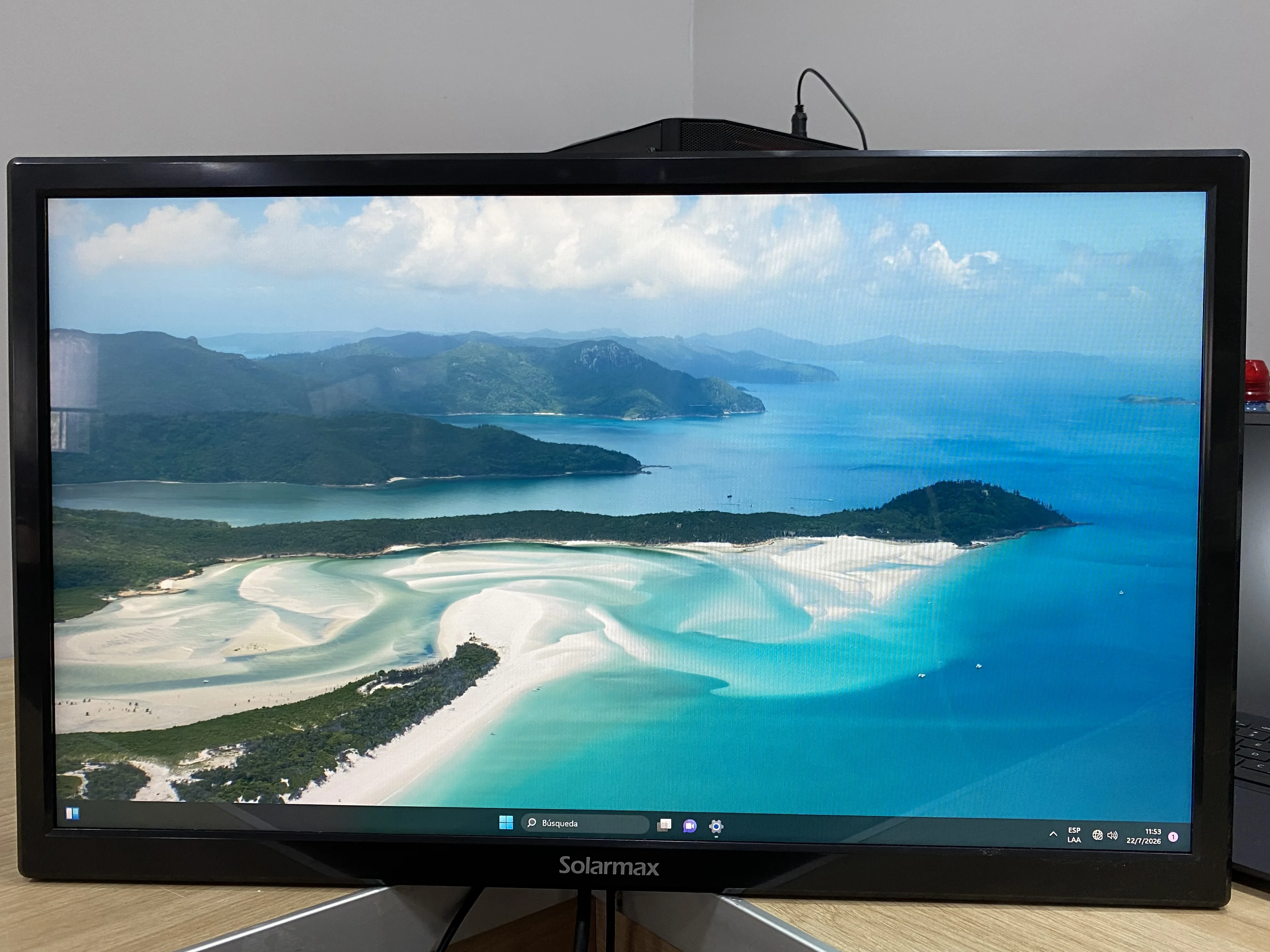 Monitor Solarmax Sx24f 24 Full Hd Hdmi Vga 5ms 75hz Pixel muerto zona derecha (Outlet)