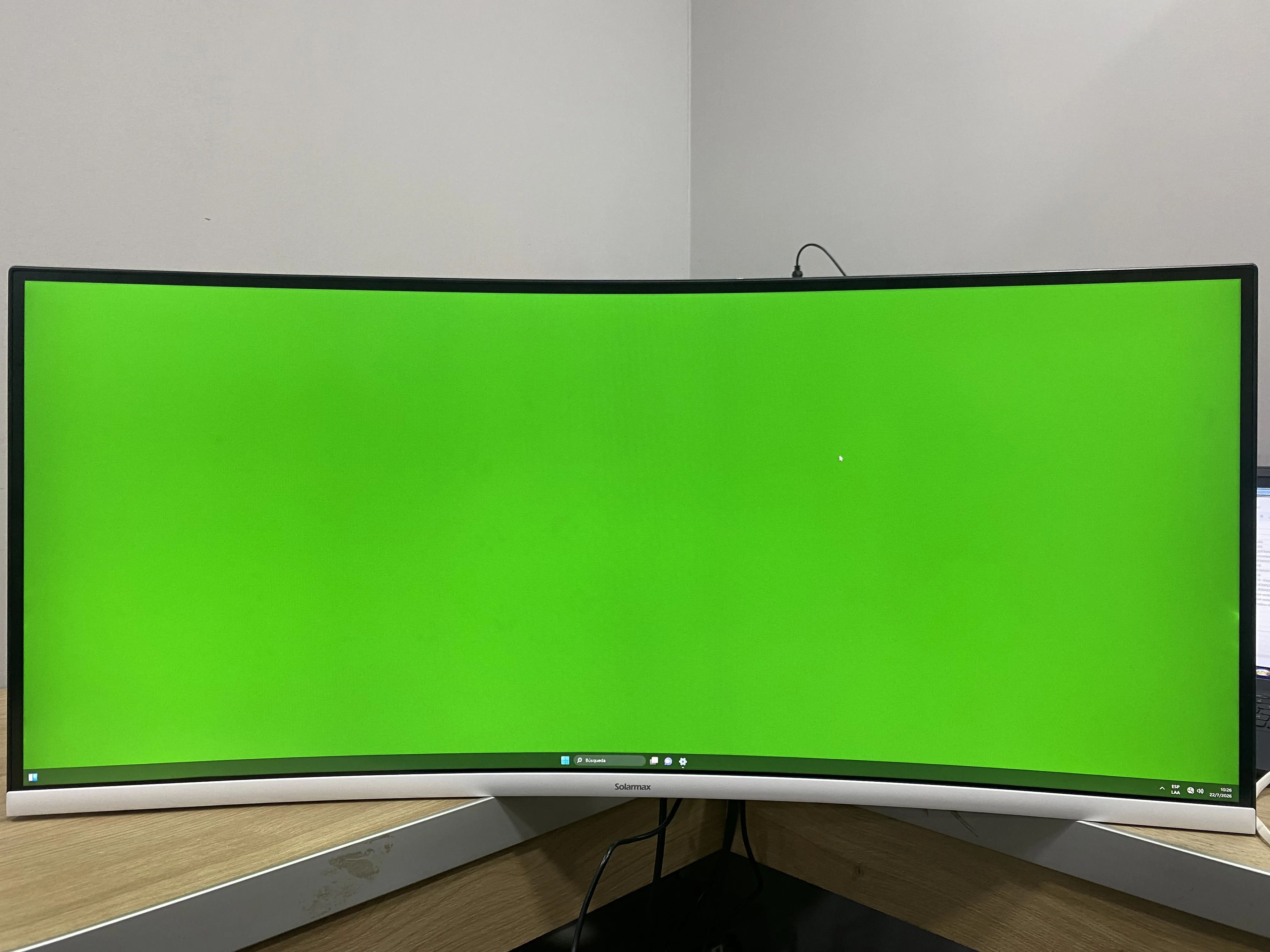 Ultra Wide Curved Monitor Solarmax White 34 pulgadas Linea de Pixeles Horizontales WUHD 2K Pixel Muerto en el centro (Outlet)