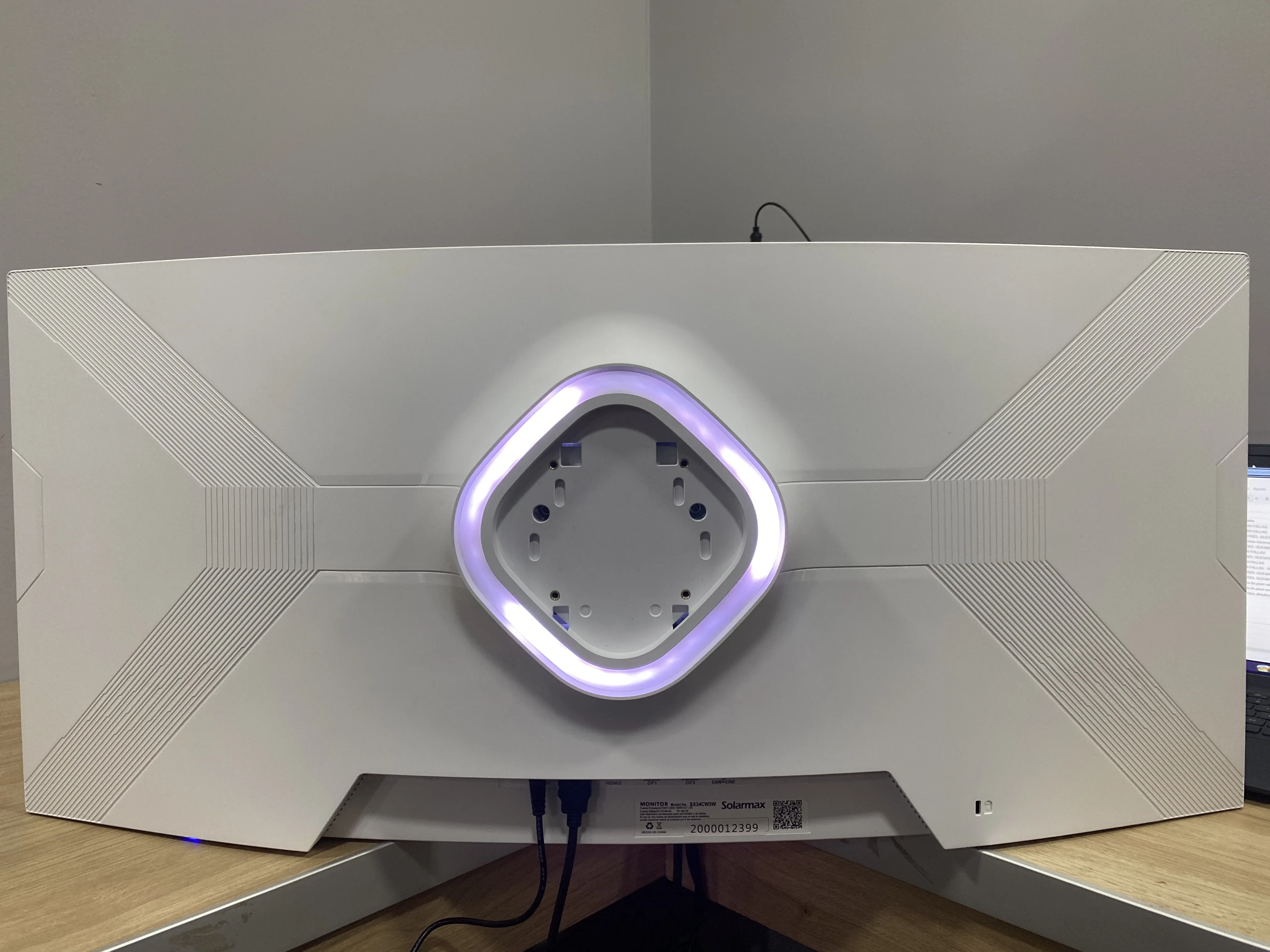 Ultra Wide Curved Monitor Solarmax White 34 pulgadas Linea de Pixeles Horizontales WUHD 2K Pixel Muerto en el centro (Outlet)
