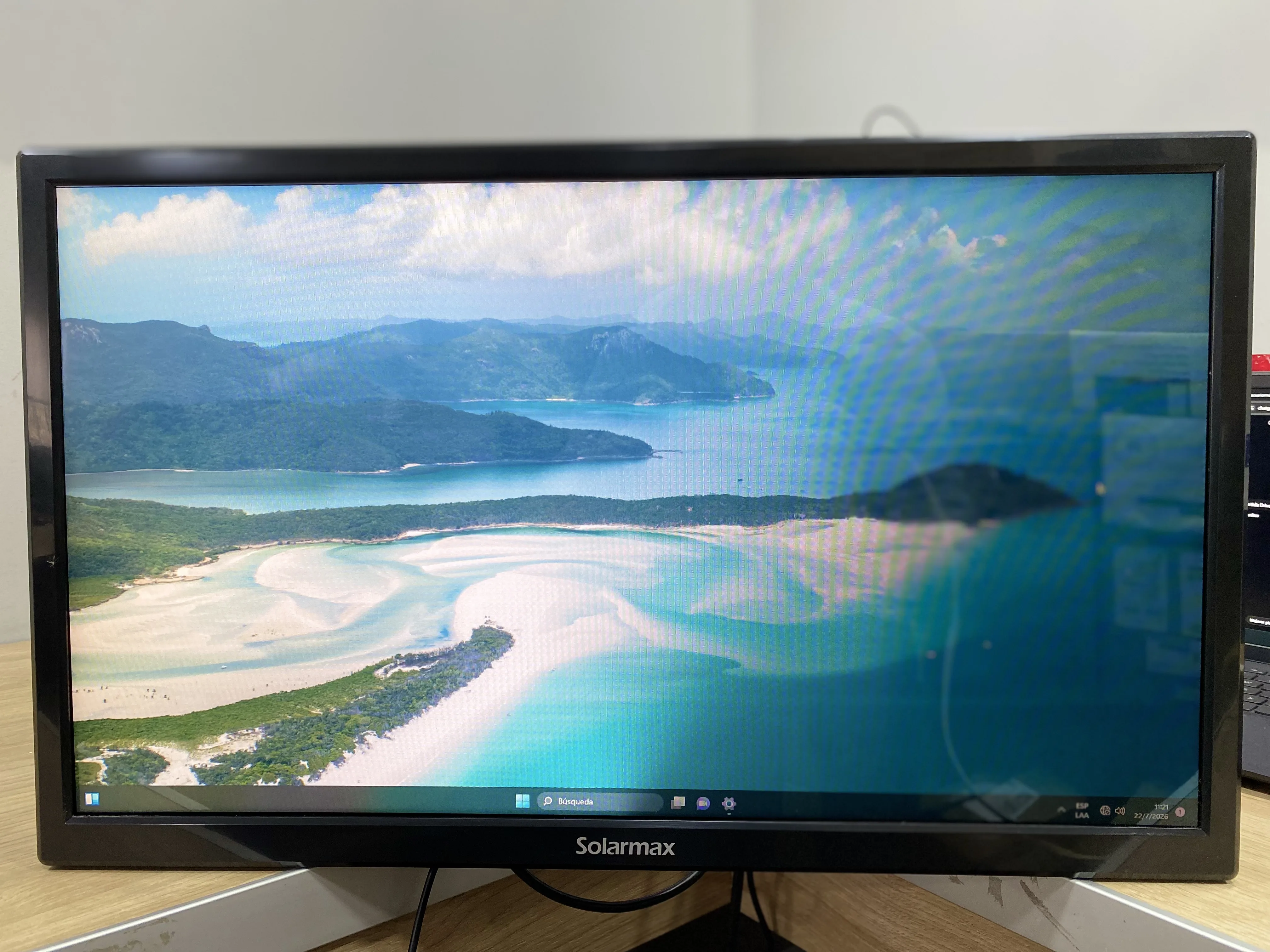 Monitor Solarmax Sx24f 24 Full Hd Hdmi Vga 5ms 75hz Retroiluminacion Despareja (Outlet)