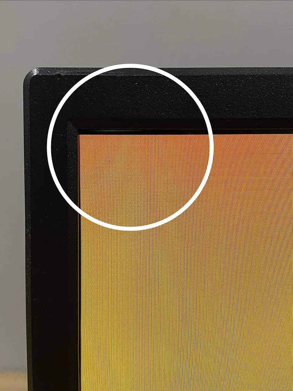 Monitor Daewoo DW-MON19 19 Pulgadas 1 PIXEL QUEMADO PARTE SUPERIOR IZQUIERDA - SIN CAJA (Outlet)