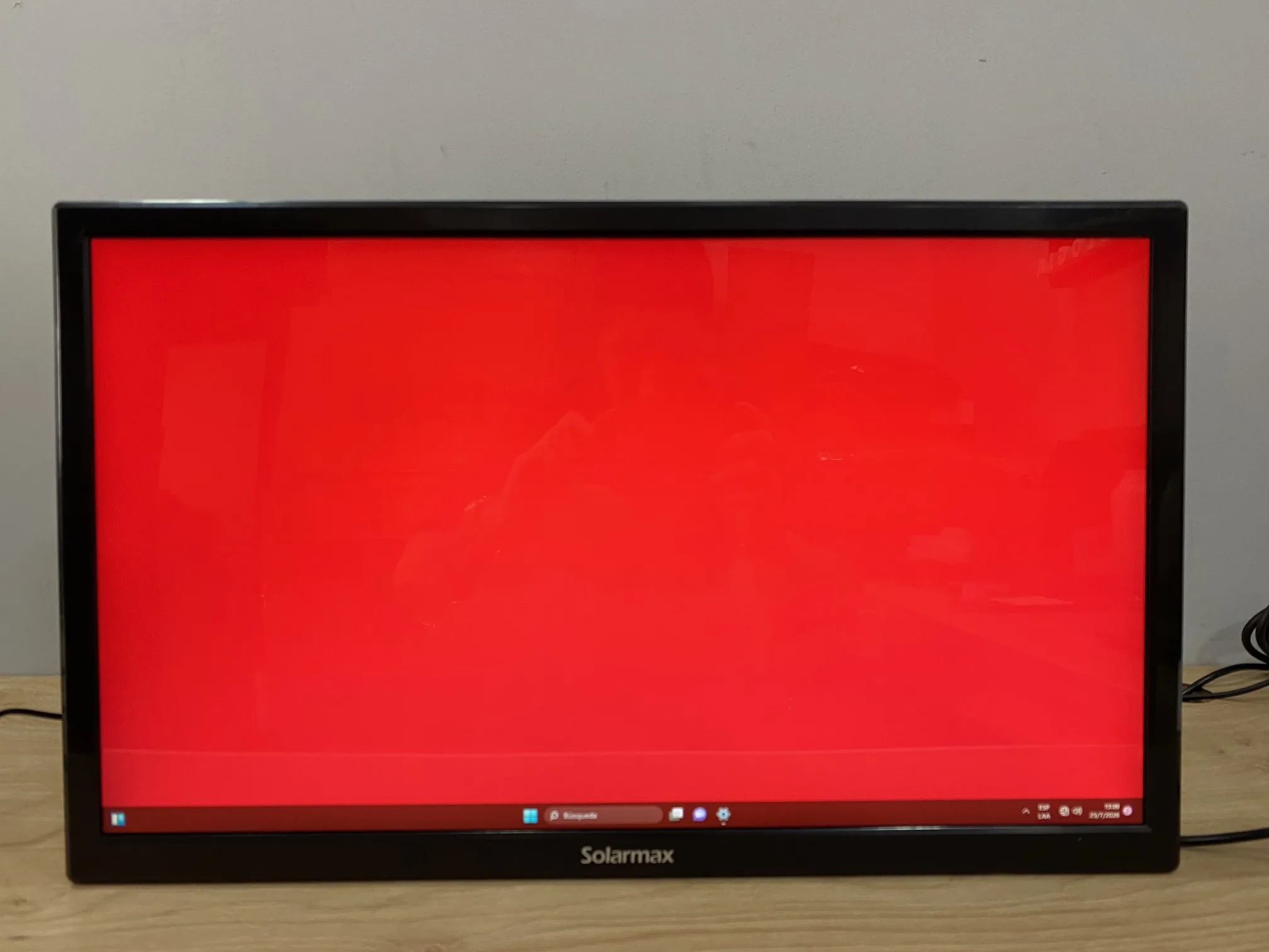 Monitor Solarmax SX24F2 24 Pulgadas Caja Dañada (Outlet)
