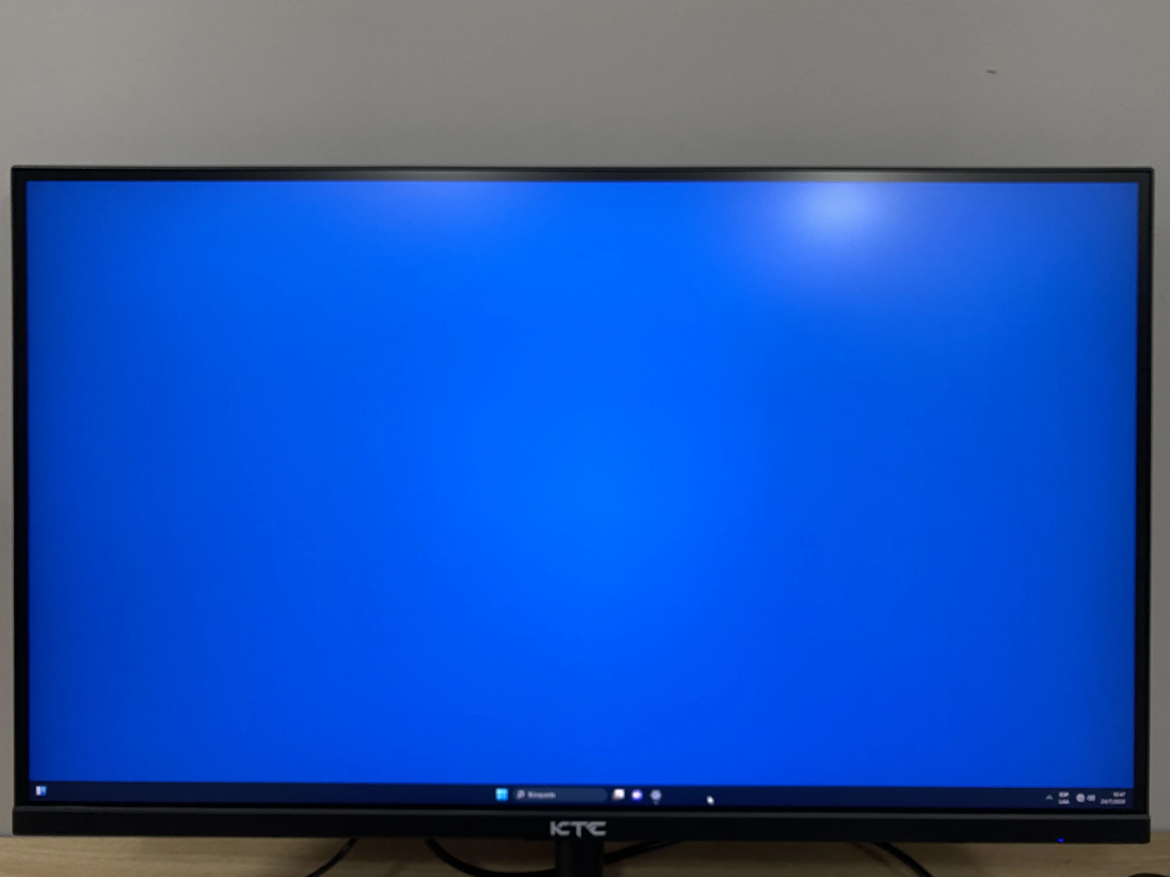 Monitor KTC 27DQ750 27 Pulgadas Caja Dañada (Outlet)