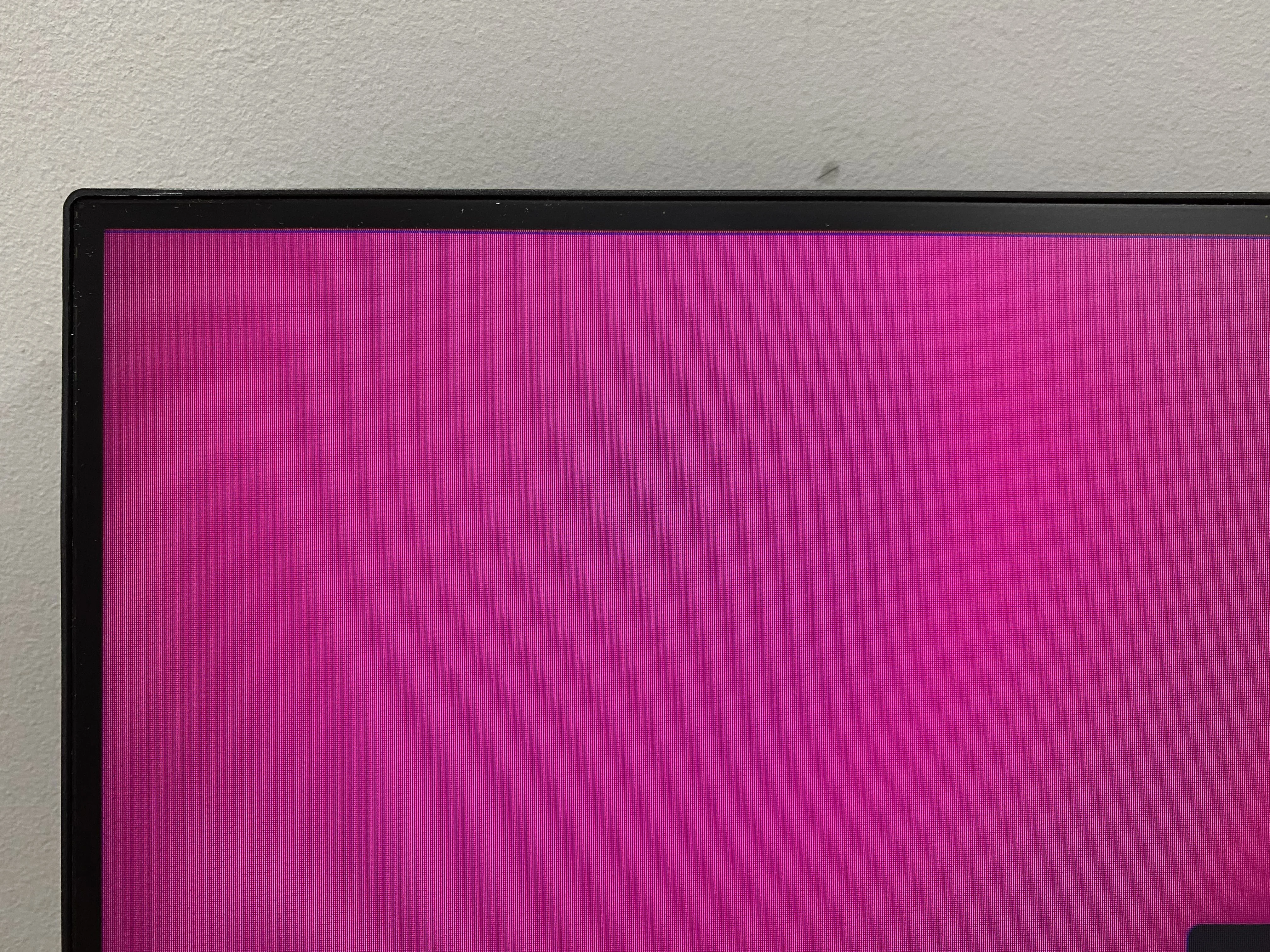 Monitor Asrock PG27FF1A 27 Pulgadas Linea de pixel horizontal parte superior e inferior de (Outlet)
