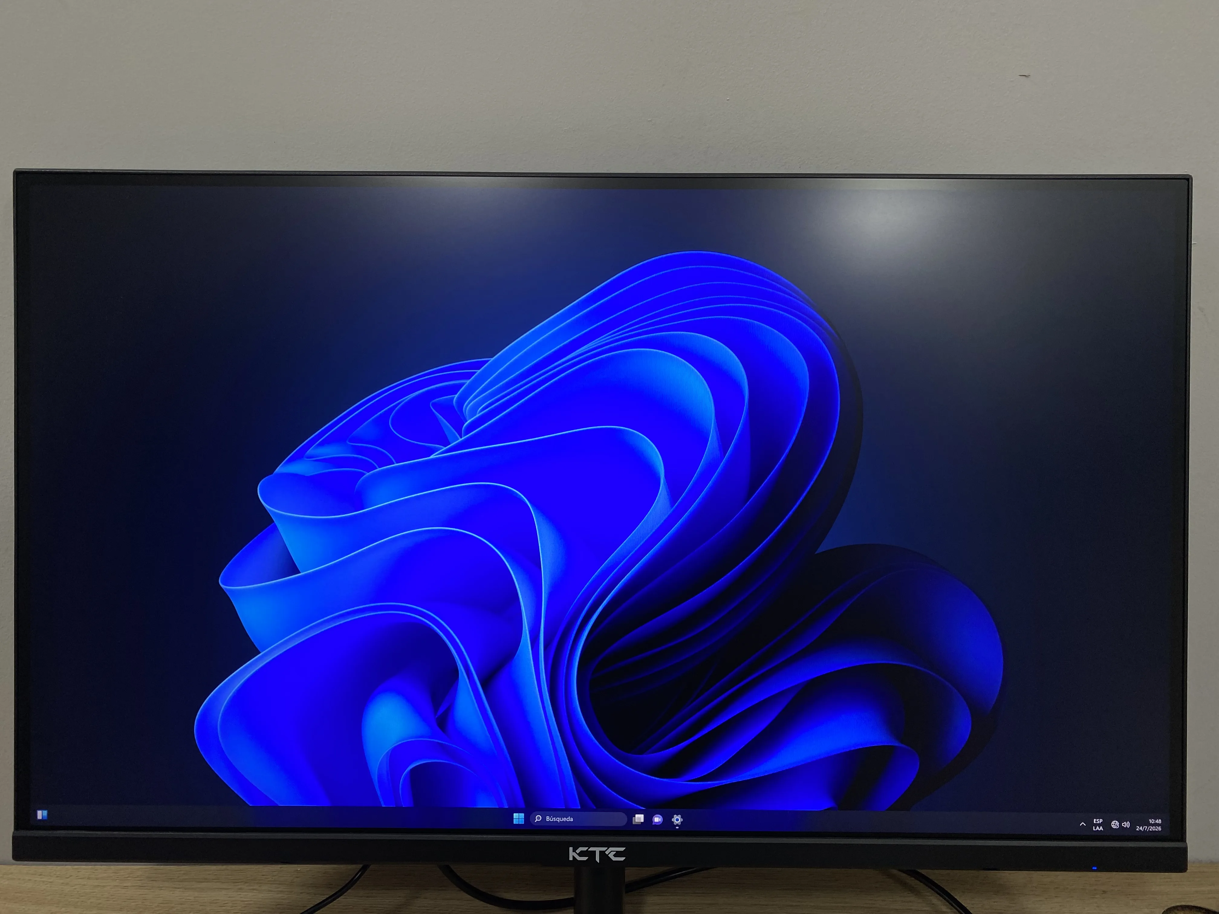 Monitor KTC 27DQ750 27 Pulgadas Caja Dañada (Outlet)