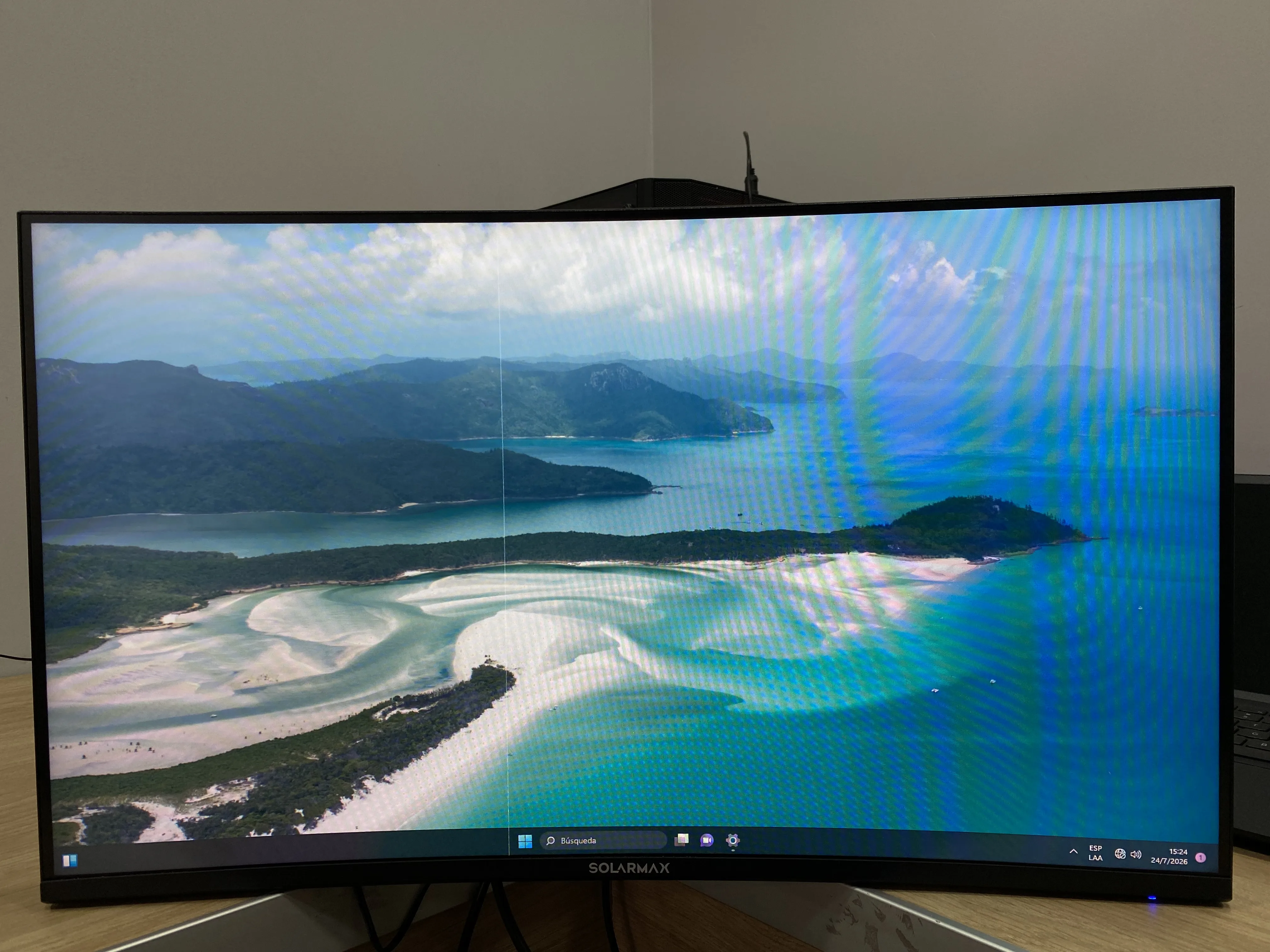 Monitor Solarmax SX24C7 24 Pulgadas Linea de pixel vertical CENTRO pantalla (Outlet)