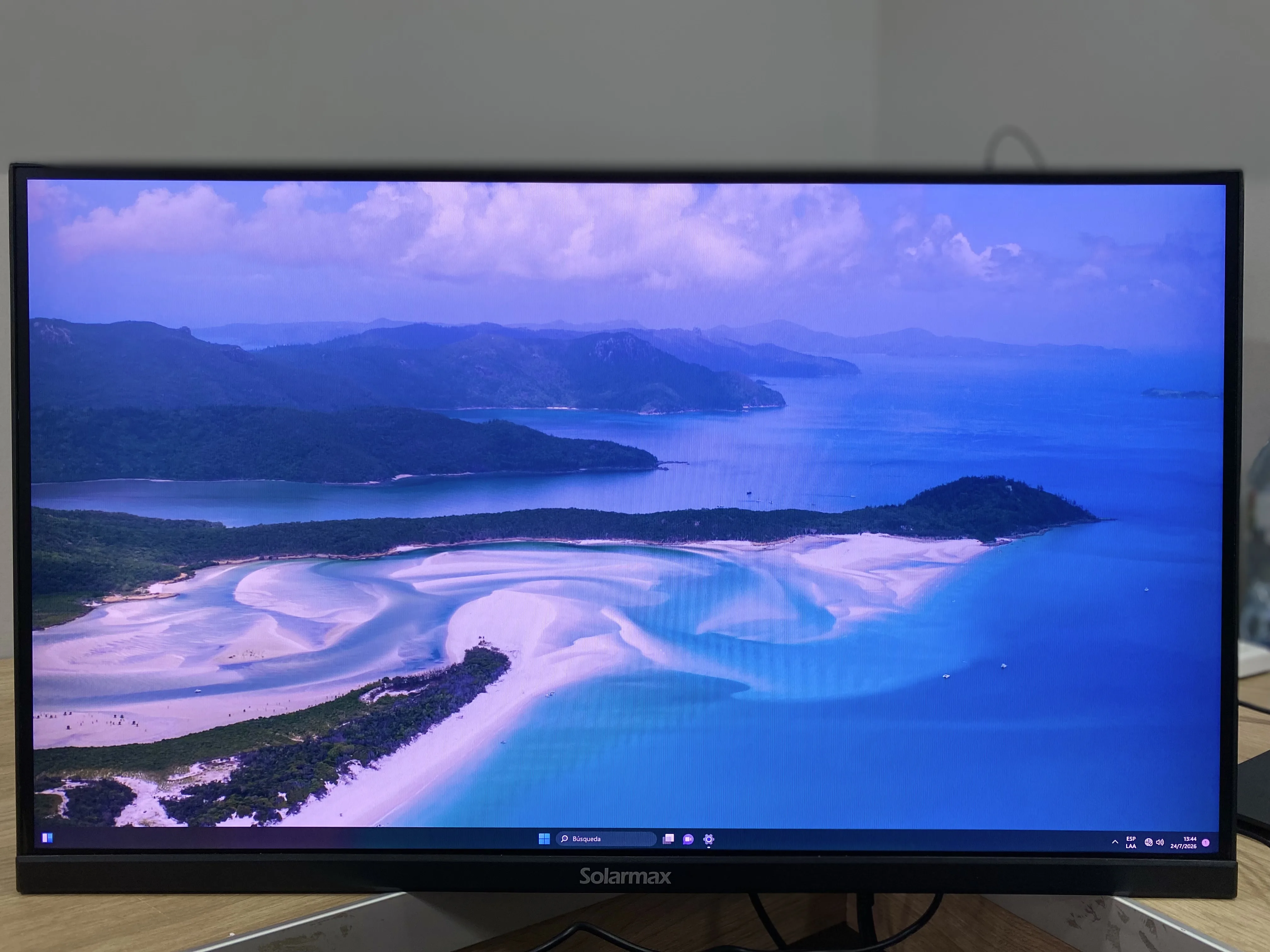 Monitor Solarmax SX27F1GB 27 Pulgadas 2 PIXEL QUEMADO PARTE DERECHA E IZQUIERDA (Outlet)