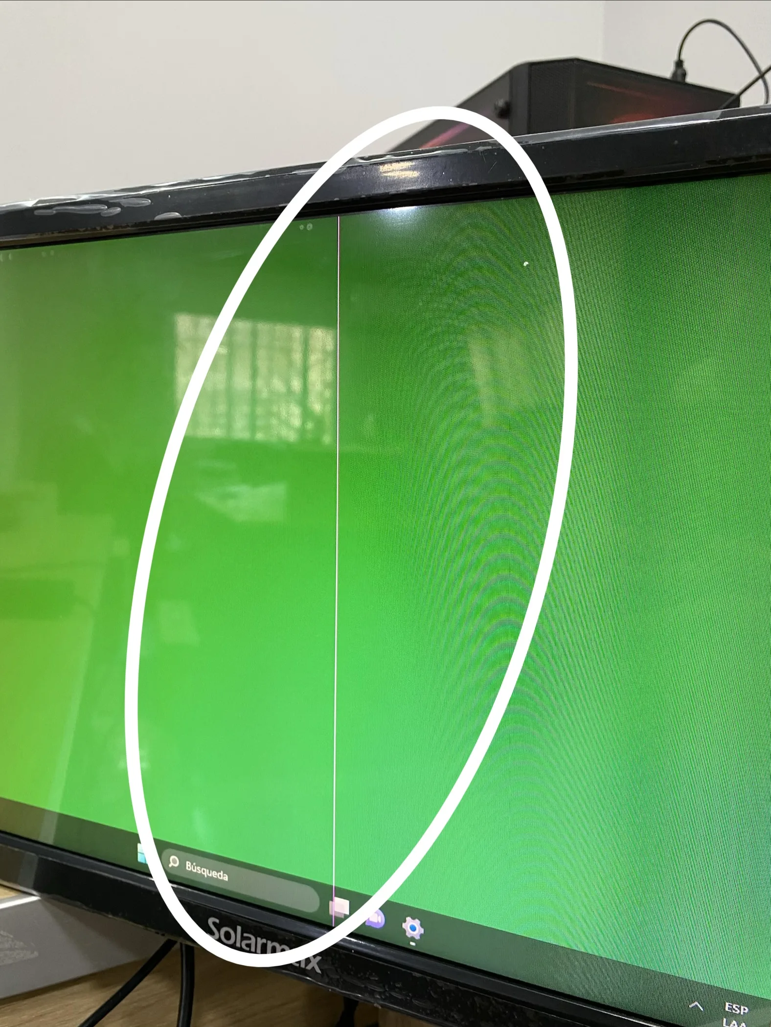 Monitor Solarmax SX19F2 19 Pulgadas Linea de pixel vertical CENTRO pantalla (Outlet)