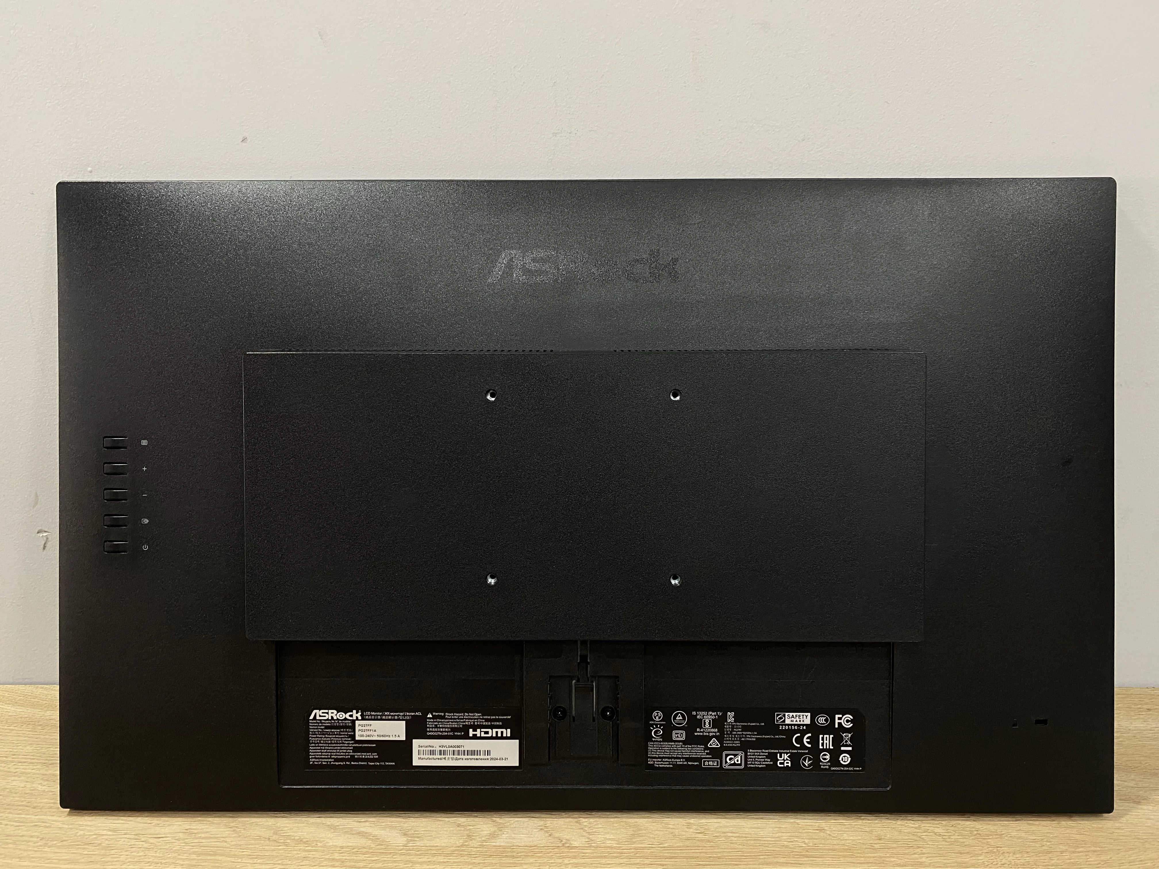 Monitor Asrock PG27FF1A 27 Pulgadas Linea de pixel horizontal parte superior e inferior de (Outlet)