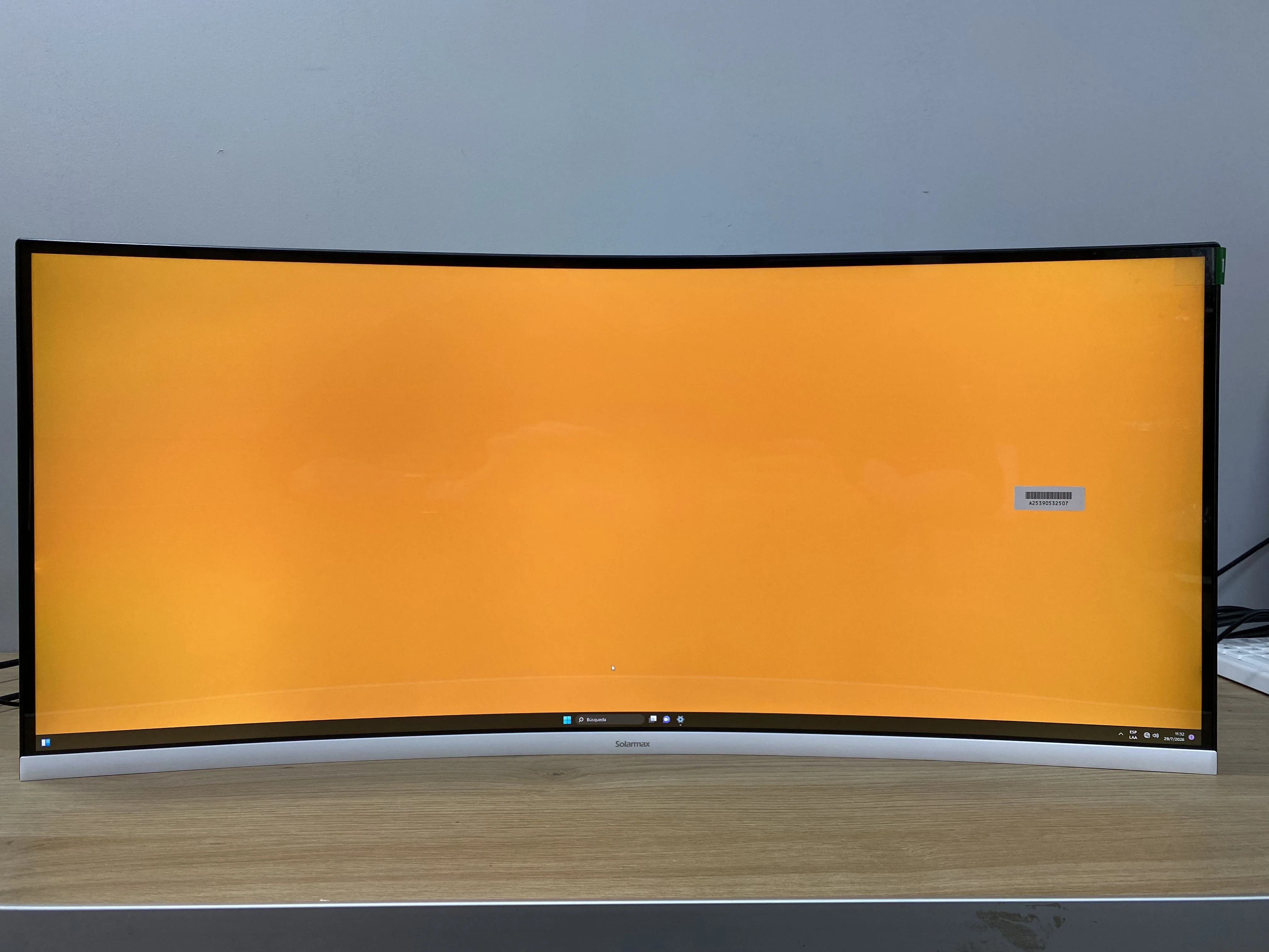 Monitor Solarmax SX34CW3W 34 Pulgadas 1 PIXEL QUEMADO EN PARTE INFERIOR IZQUIERDA Y DERECHA (Outlet)
