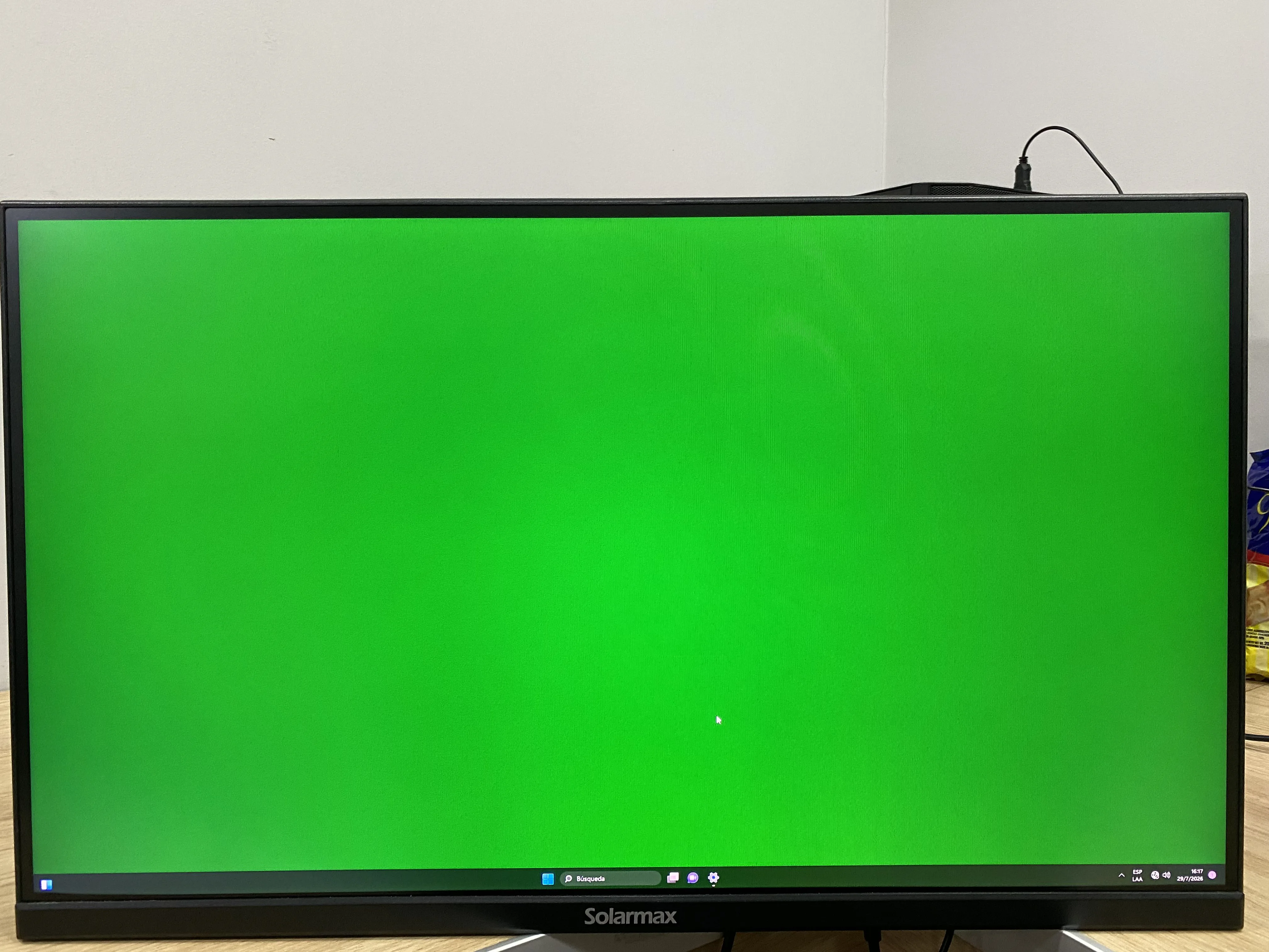 Monitor Solarmax SX24F1GB 27 Pulgadas VARIOS PIXEL QUEMADOS EN PANTALLA (Outlet)