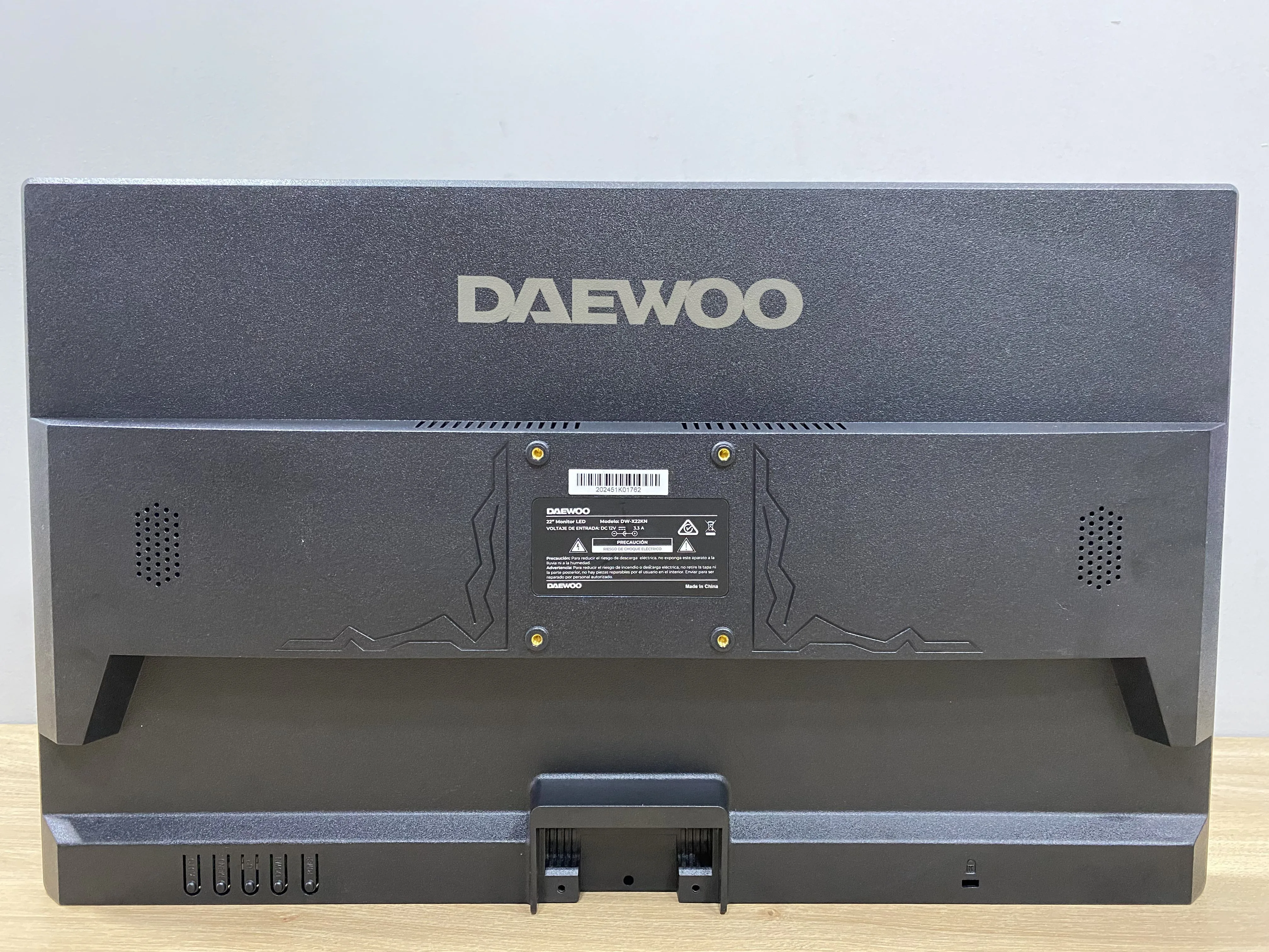 Monitor Daewoo DW-X22KN 22 Pulgadas 1 PIXEL QUEMADO PARTE DERECHA PANTALLA (Outlet)