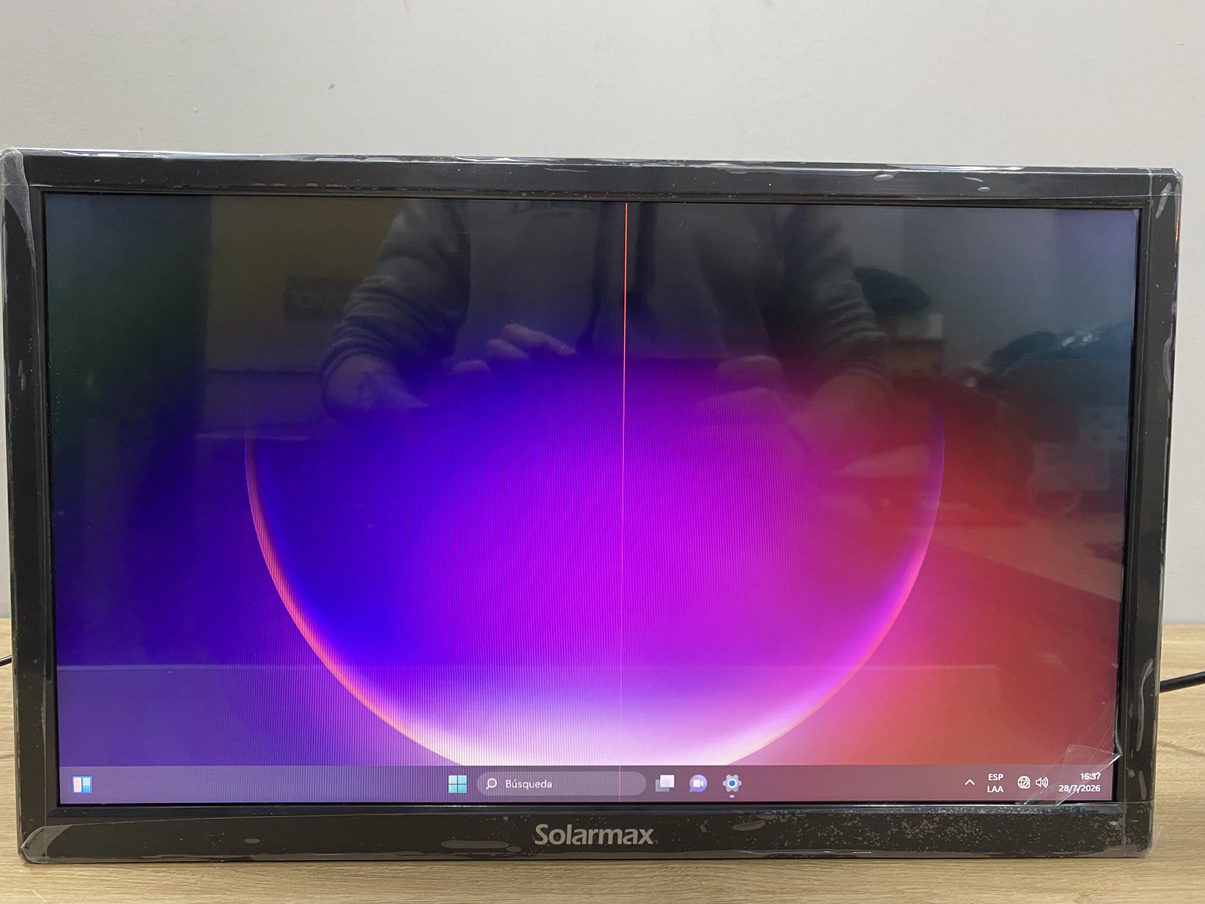 Monitor Solarmax SX19F2 19 Pulgadas Linea de pixel vertical CENTRO pantalla (Outlet)