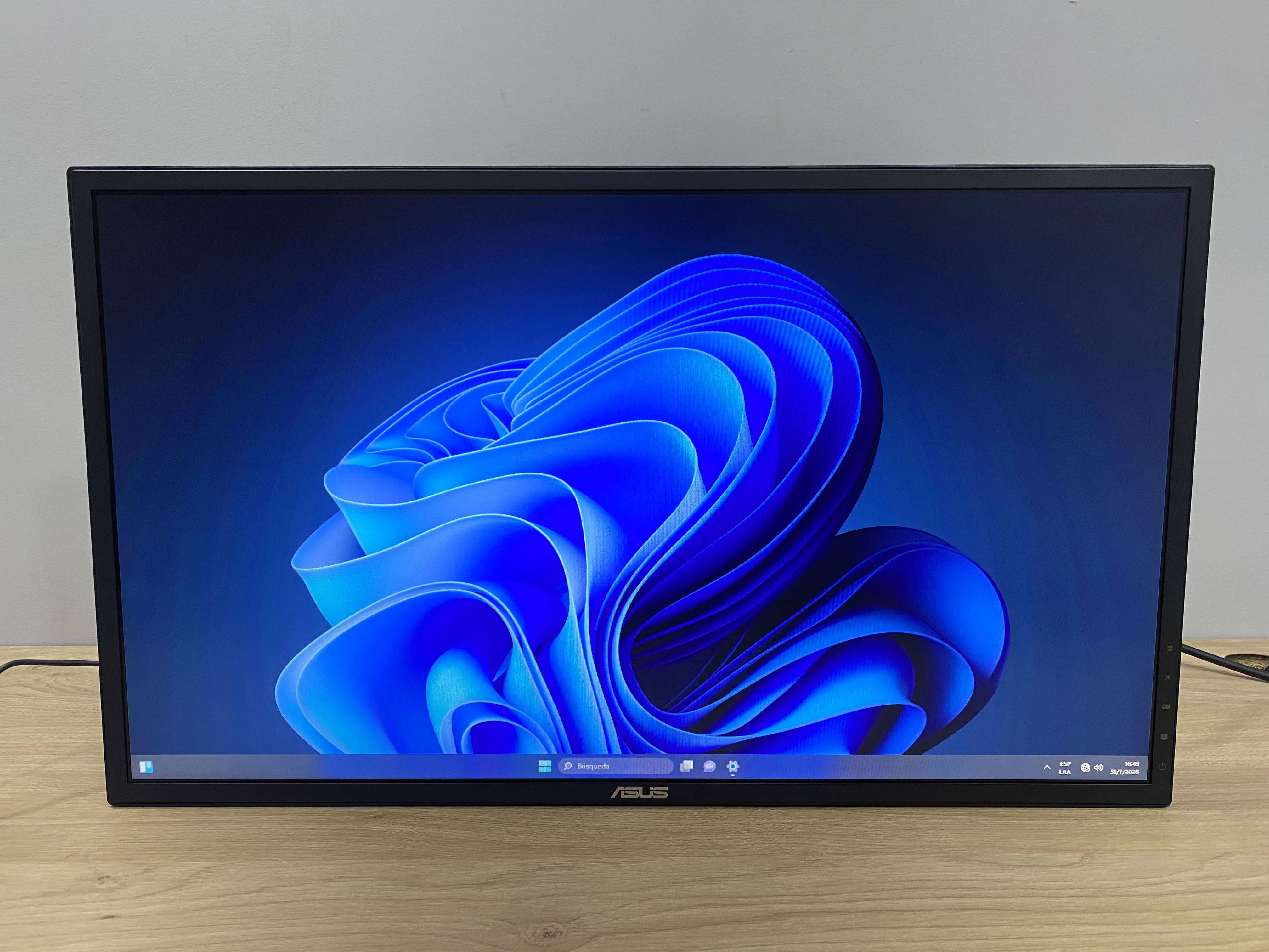 Monitor Asus VG248QG-J 24 Pulgadas Caja Dañada (Outlet)