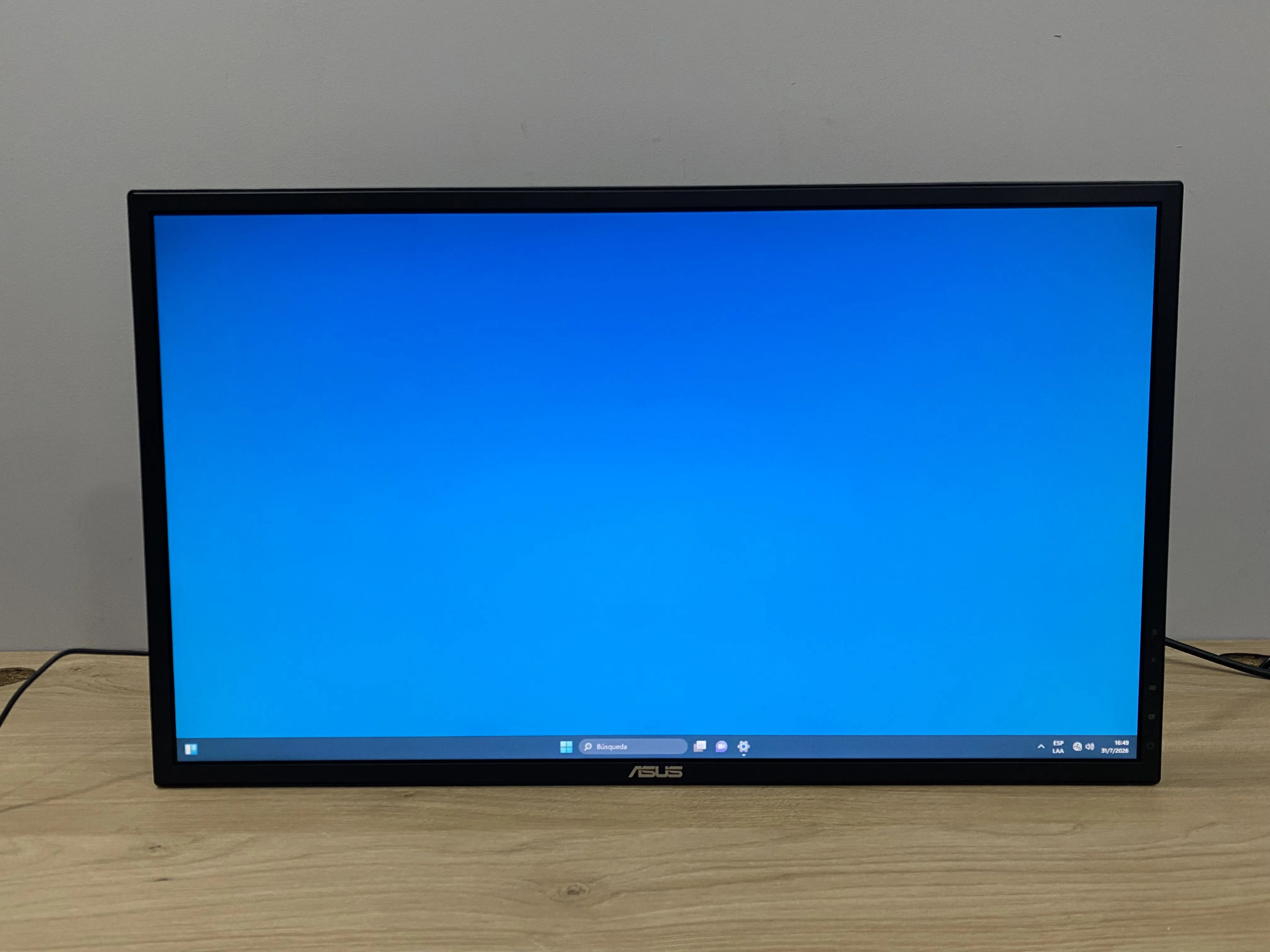Monitor Asus VG248QG-J 24 Pulgadas Caja Dañada (Outlet)