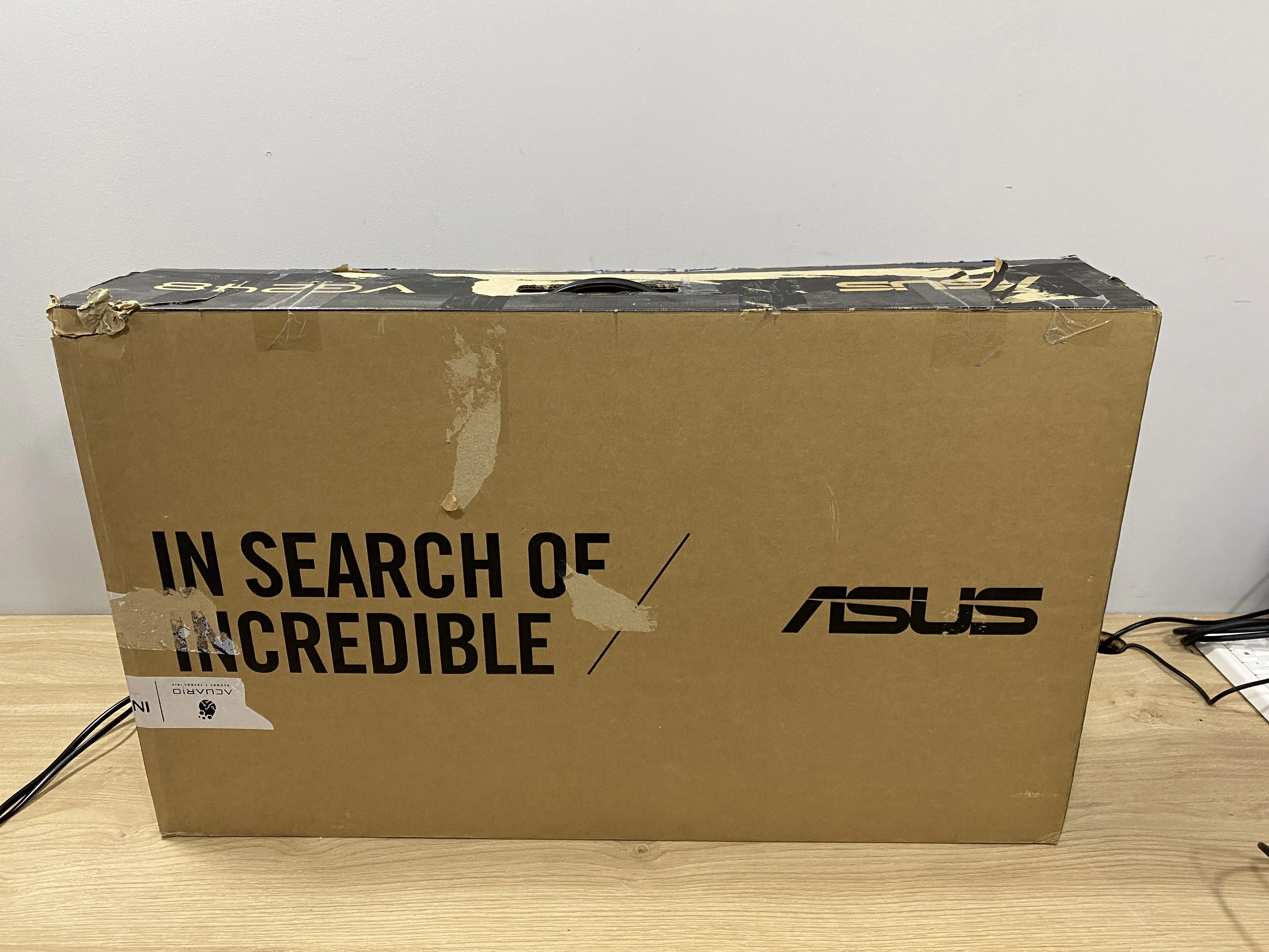 Monitor Asus VG248QG-J 24 Pulgadas 1 PIXEL QUEMADO PARTE INFERIOR DERECHA (Outlet)