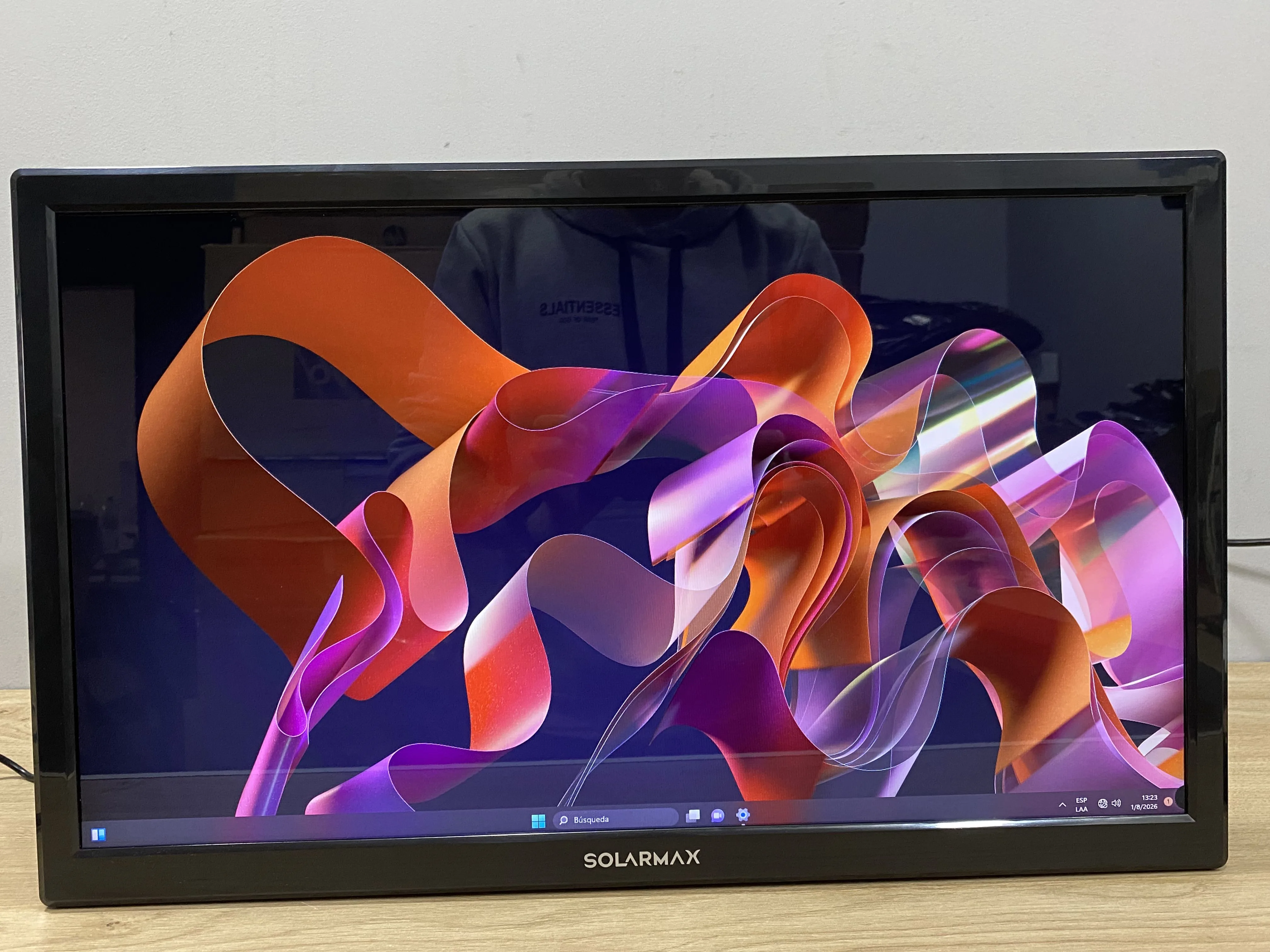 Monitor Solarmax SX22F2 21,5 Pulgadas Mancha negra en pantalla parte derecha inferior (Outlet)