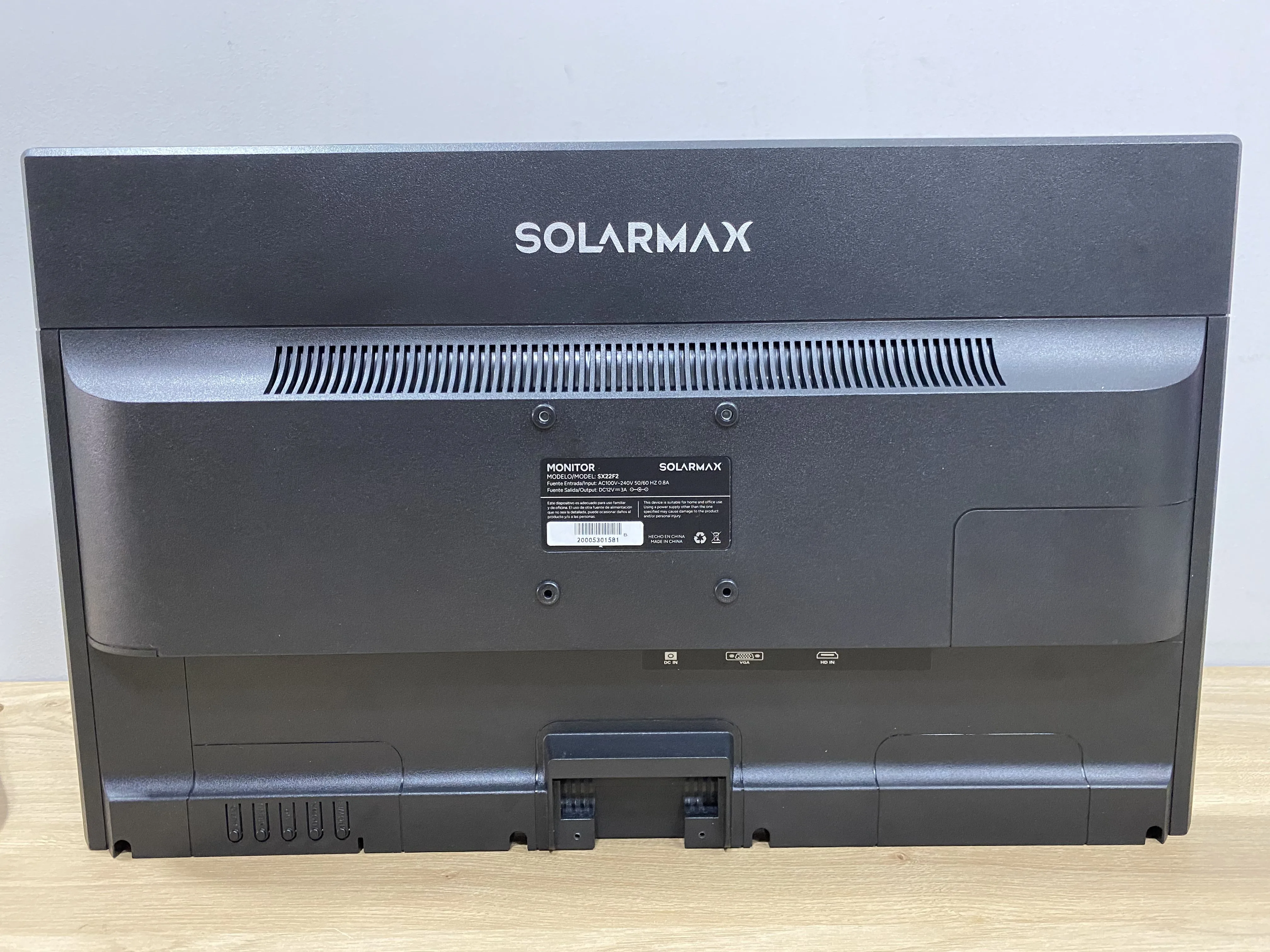 Monitor Solarmax SX22F2 21,5 Pulgadas Mancha negra en pantalla parte derecha inferior (Outlet)