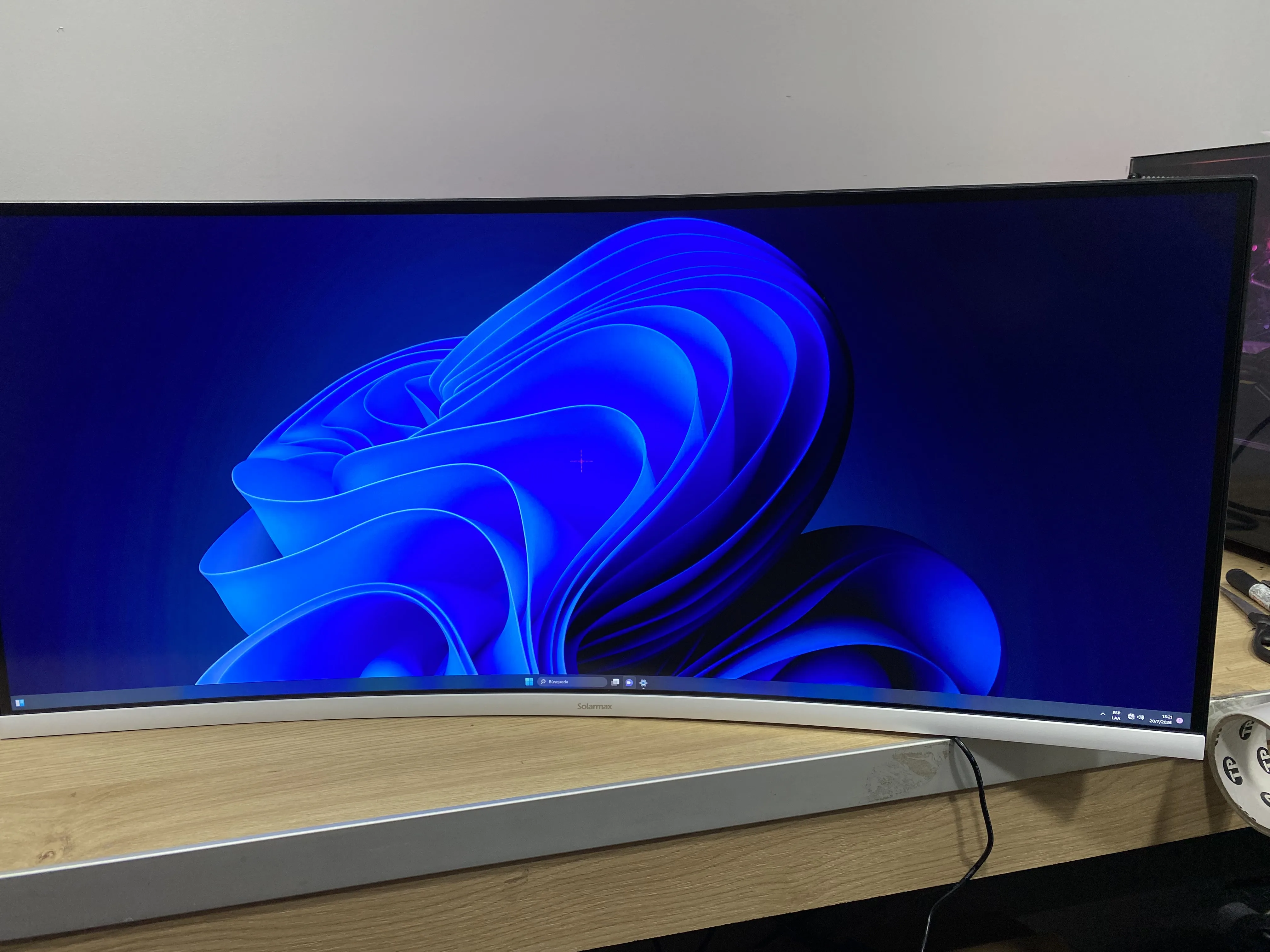 Ultra Wide Curved Monitor Solarmax White 34 pulgadas S/Base (Outlet)