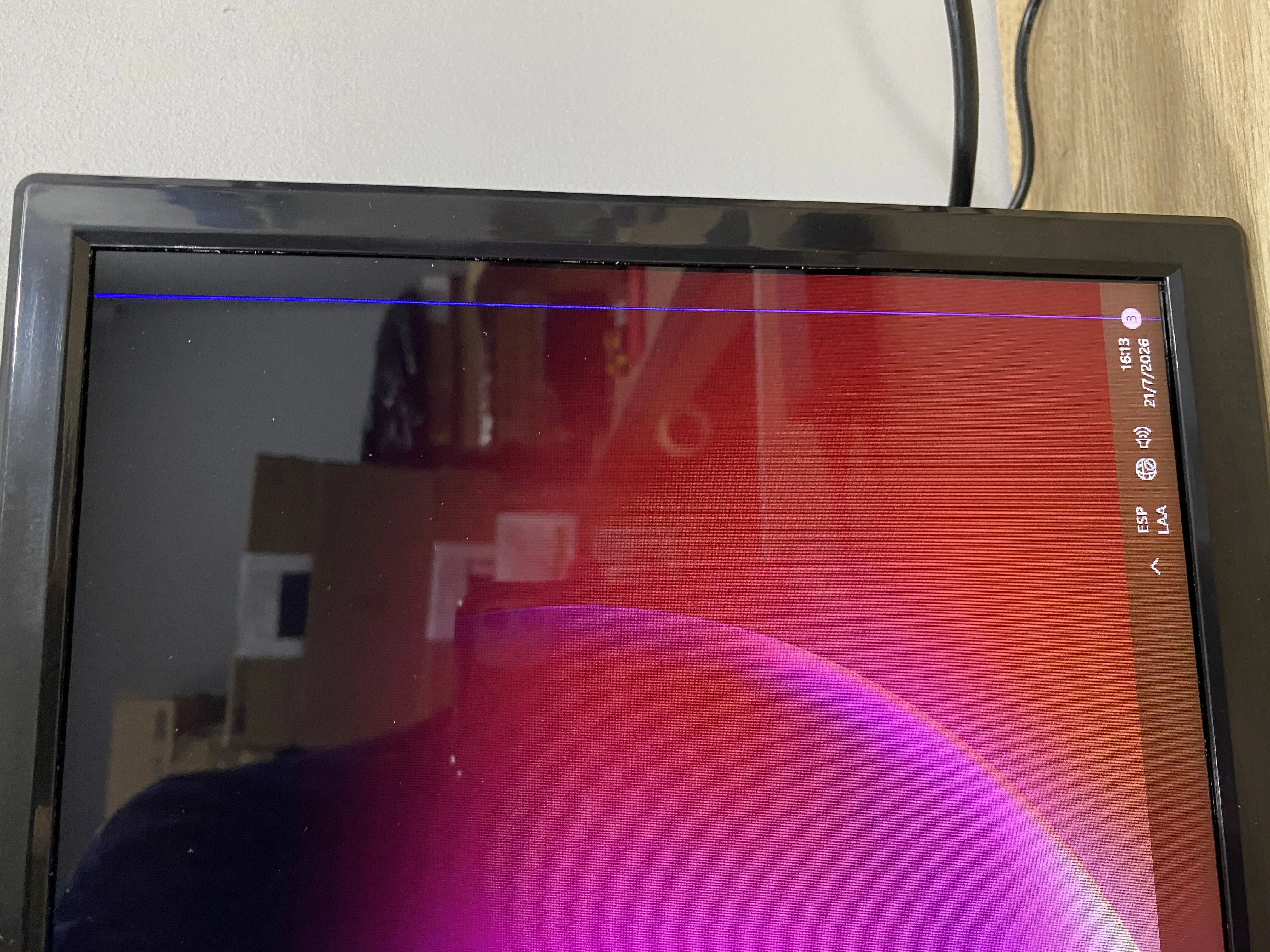 Monitor Solarmax SX19F2 de 19 pulgadas. Lineas de Pixeles Verticales S/Base pie  (Outlet)